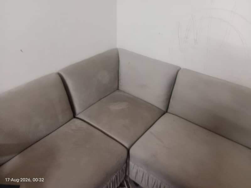 l shape sofa hai 2