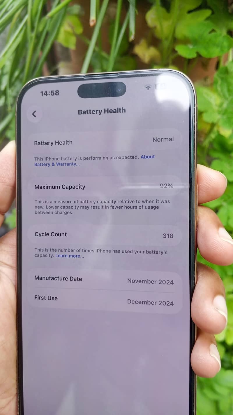 Apple iPhone 16 Pro Max 3