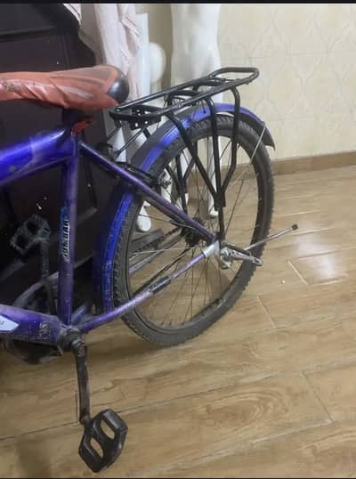 Bicycle urgently sale