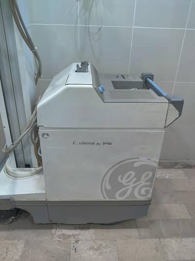 GE AMX4 PLUS X-Ray Machine