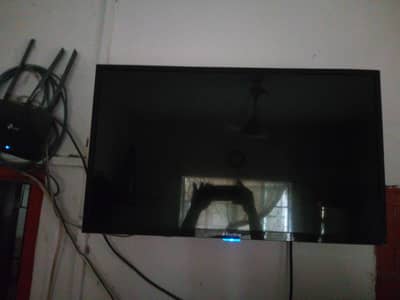 Echo star smart TV