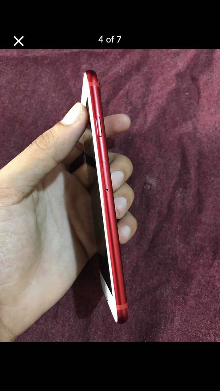 Apple iPhone 7 0