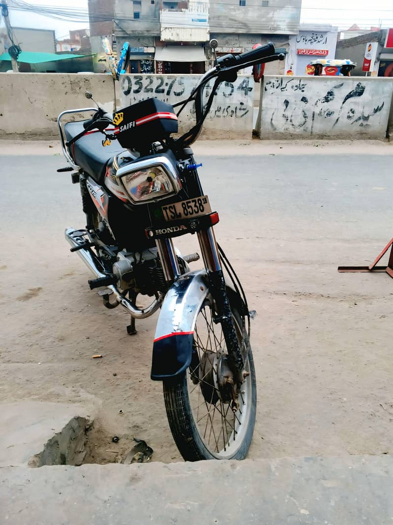 United 70cc 1
