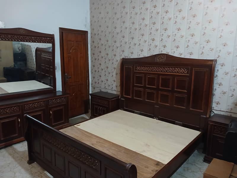 Double Bed 0