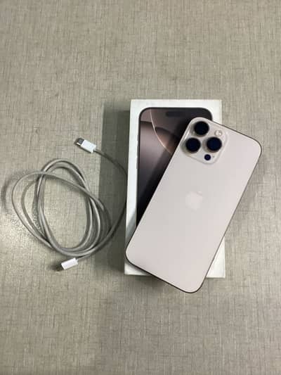 Apple iPhone 16 Pro Max