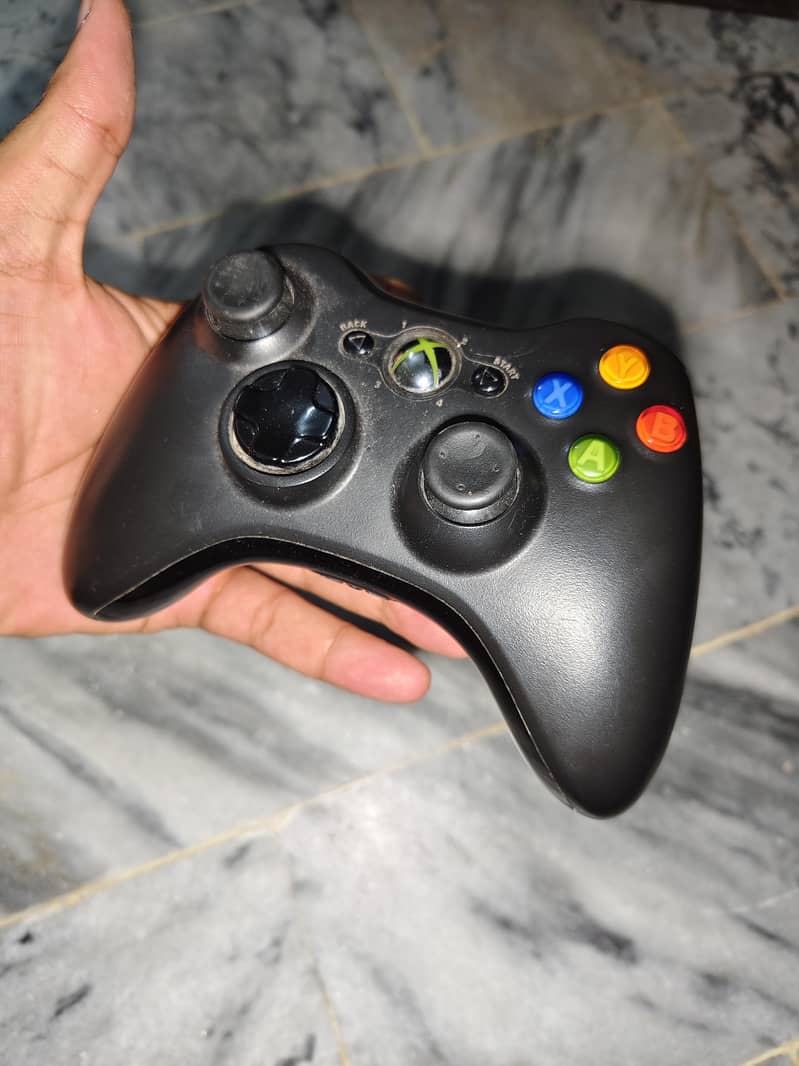 Xbox 360 Controller 1