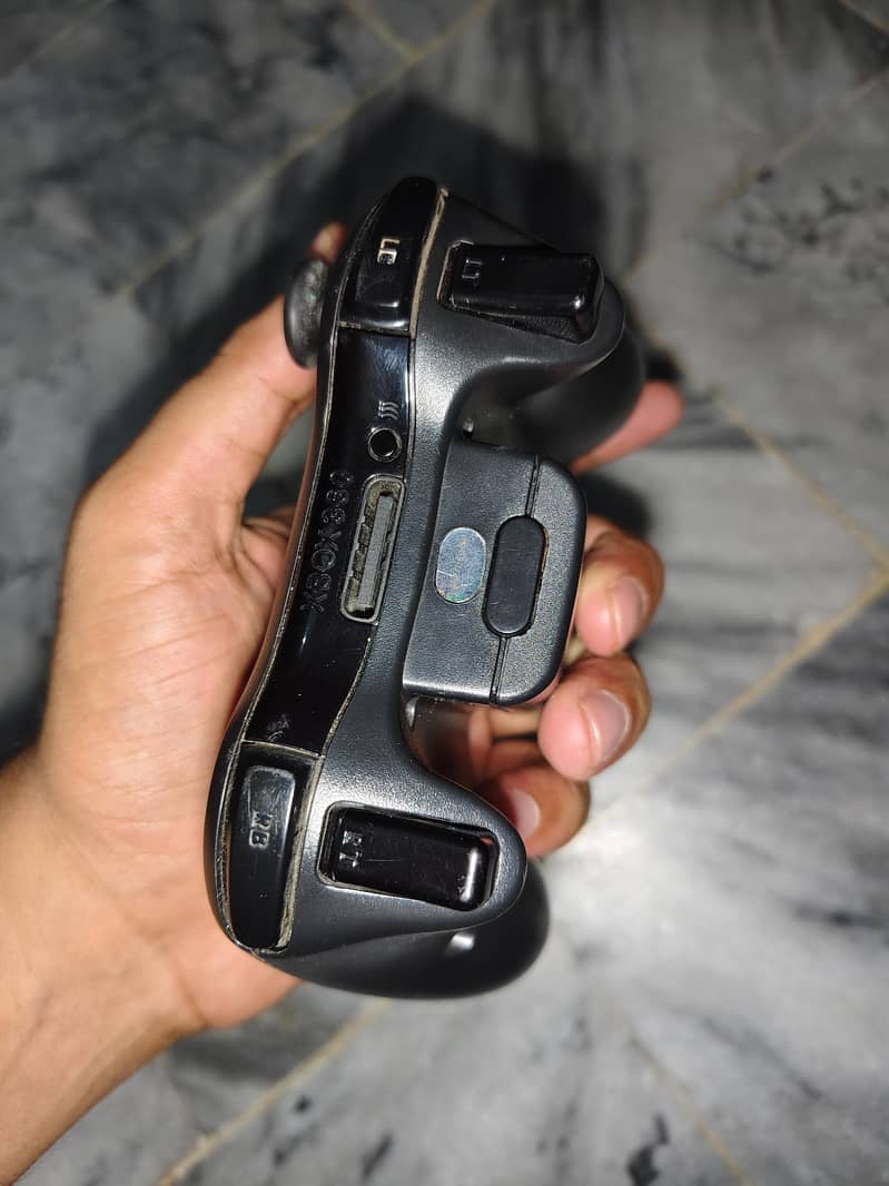 Xbox 360 Controller 2