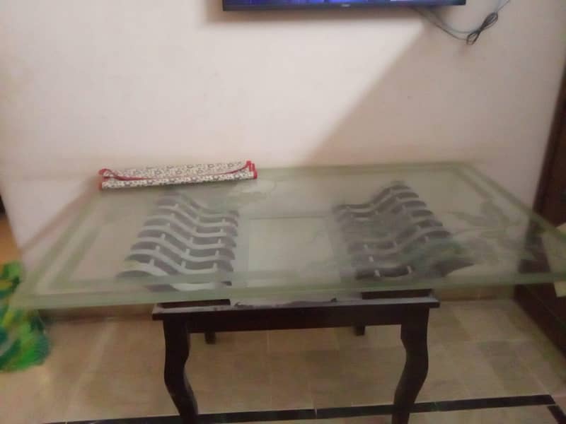 four seater dining table 3