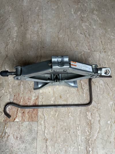 Japani Car Jack