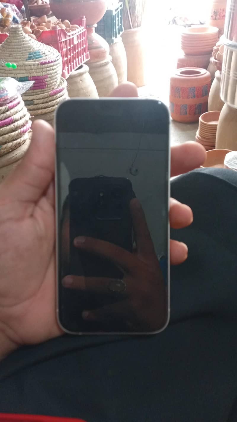 Apple iPhone 13 1