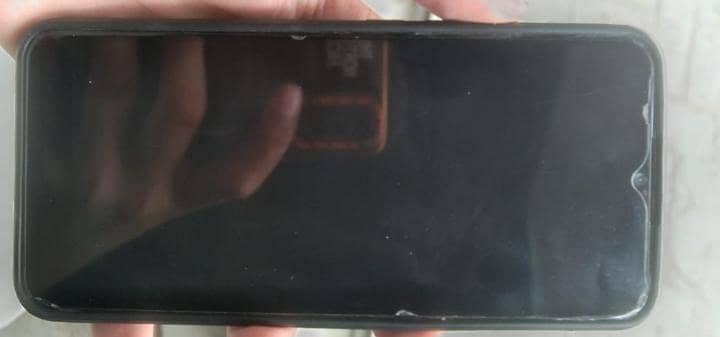 OPPO A8 1