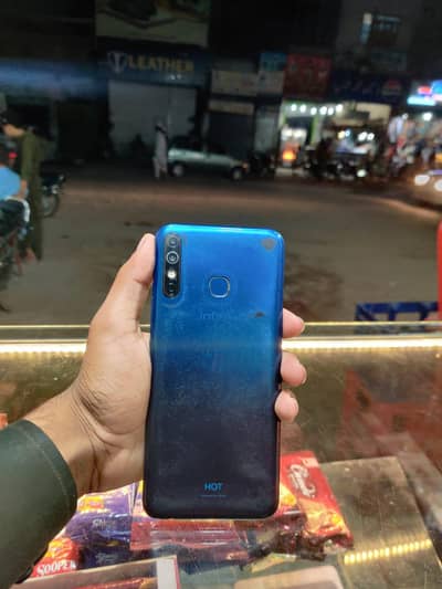Infinix Hot 8