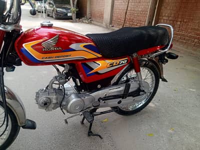 Honda 70 25 modal 10/10 CONDITION 03208871196