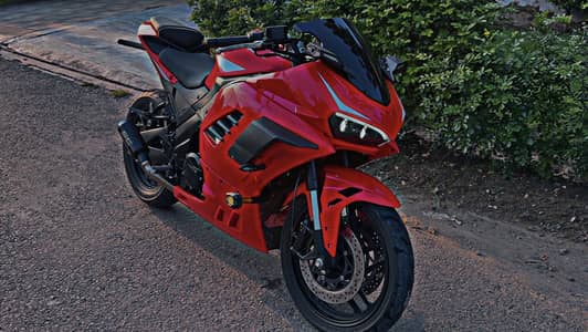ducati gt edition 400cc brand new 1100km driven only