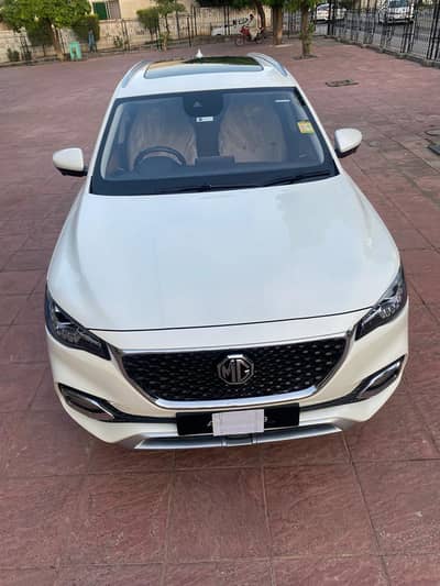 MG HS 2020