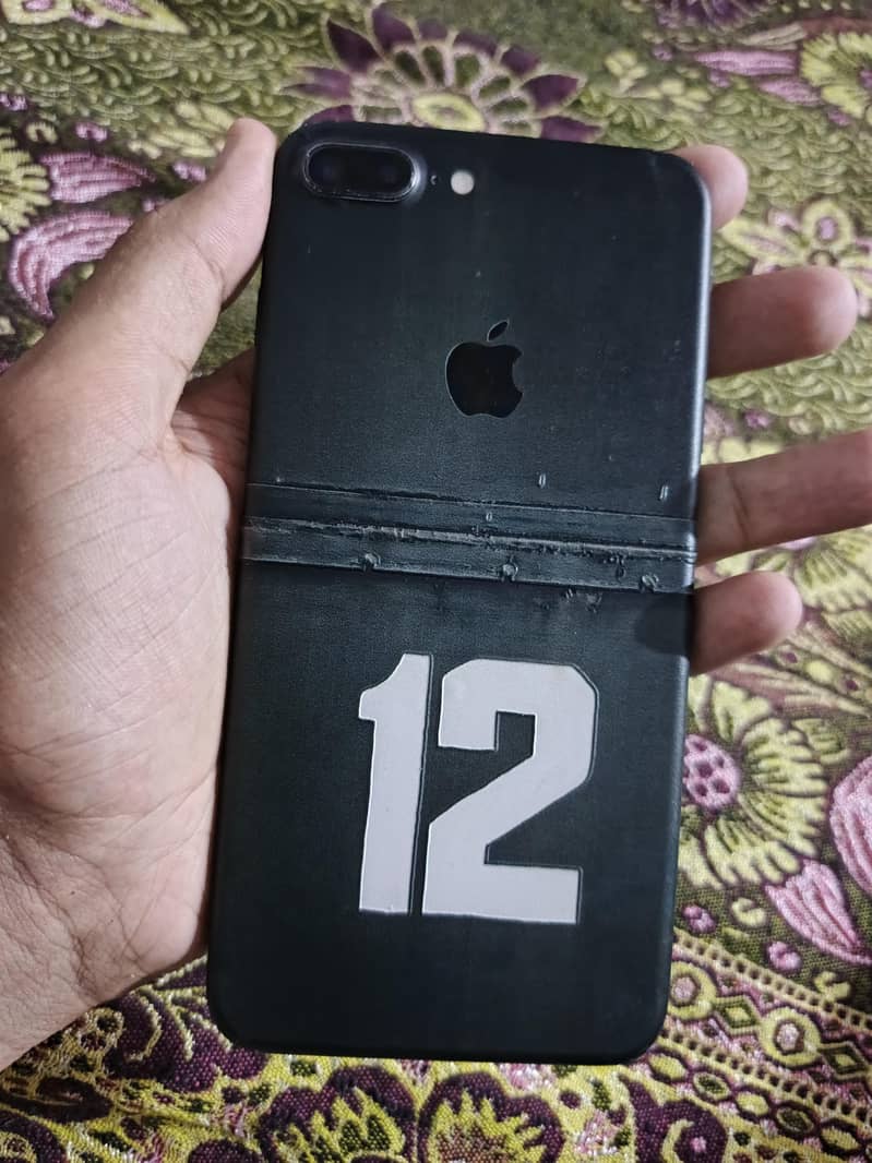 Apple iPhone 7 Plus 4
