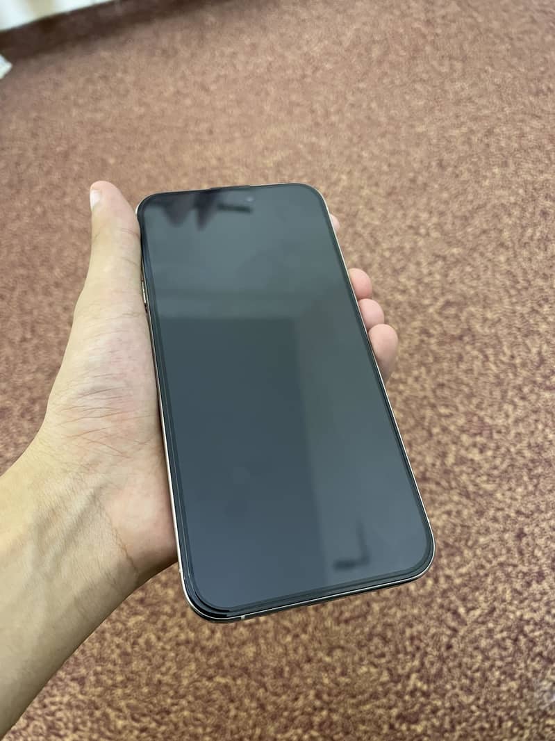 Iphone 15 pro max 1
