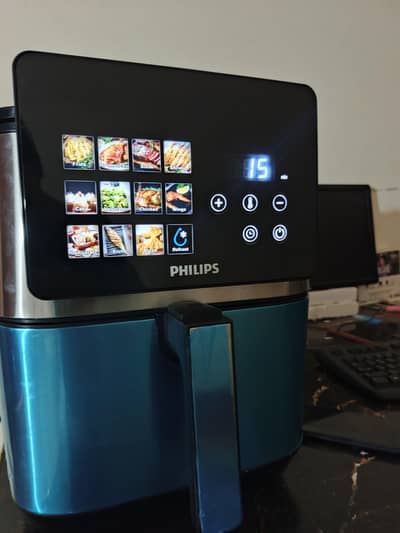 Brand new Air Fryer with big LED display  16 litres