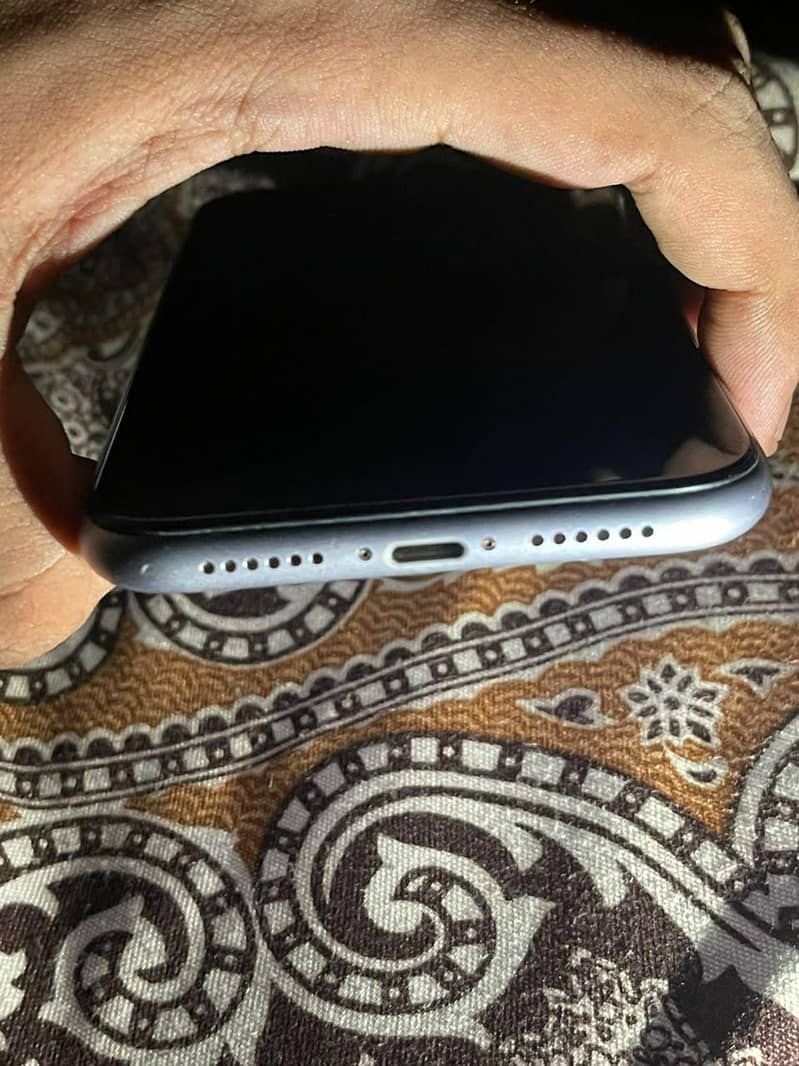 Apple iPhone 11 2