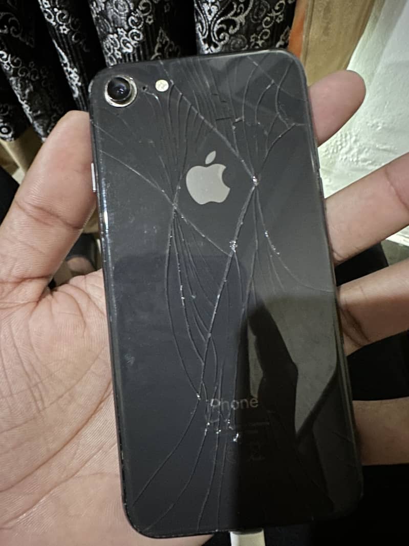 Apple iPhone 8 2