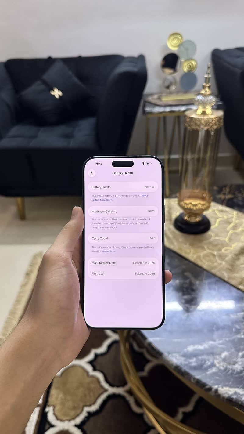 Apple iPhone 17 Pro Max 2
