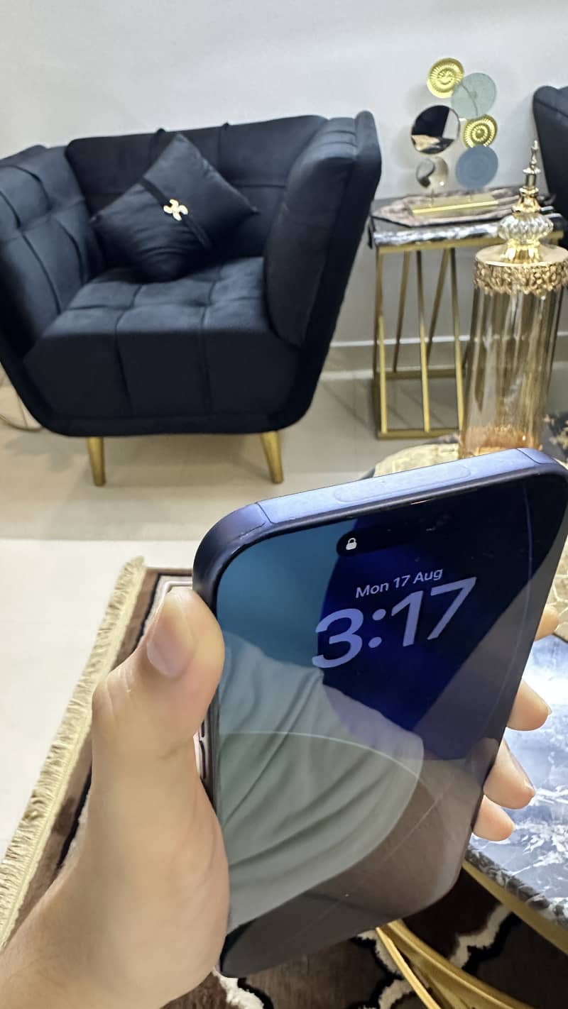 Apple iPhone 17 Pro Max 3