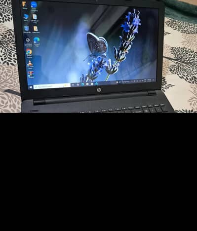 HP Laptop One Hand Home Used Very Clean