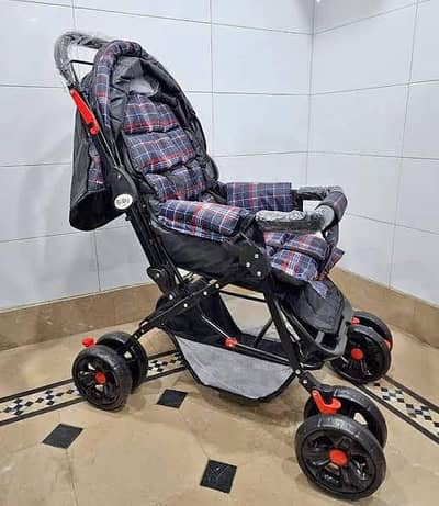 Graco plaid baby stroller