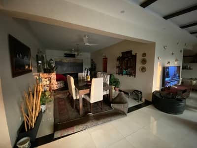 Owner Maintained Luxury 12 Marla Apartment For Sale | 4th Floor | Askari 11, Sector B