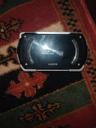 PSP GO (N1000)