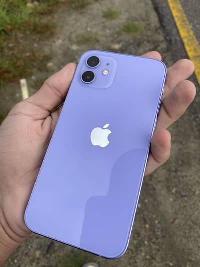 Apple iPhone 12