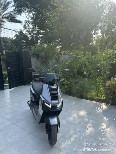 Evee S1 Air 2026 — Only 668 KM Driven — Like New