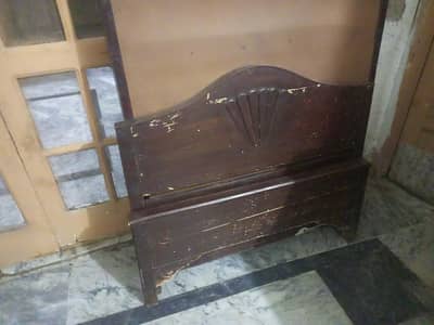 single bed wooden with matres for sale location near khnna pul rwp