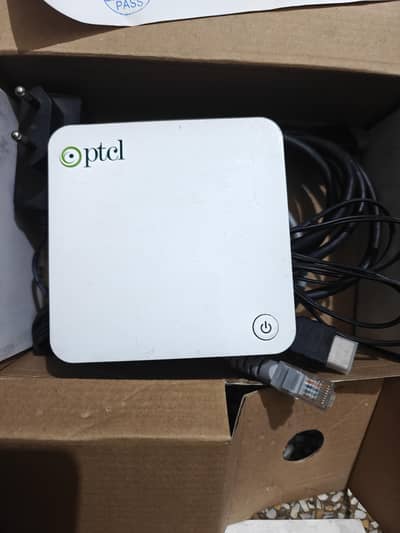 PTCL Smart TV Set-Top Box B760 HS3 – ZTE ZXV10 B760HS3 RichMedia Box