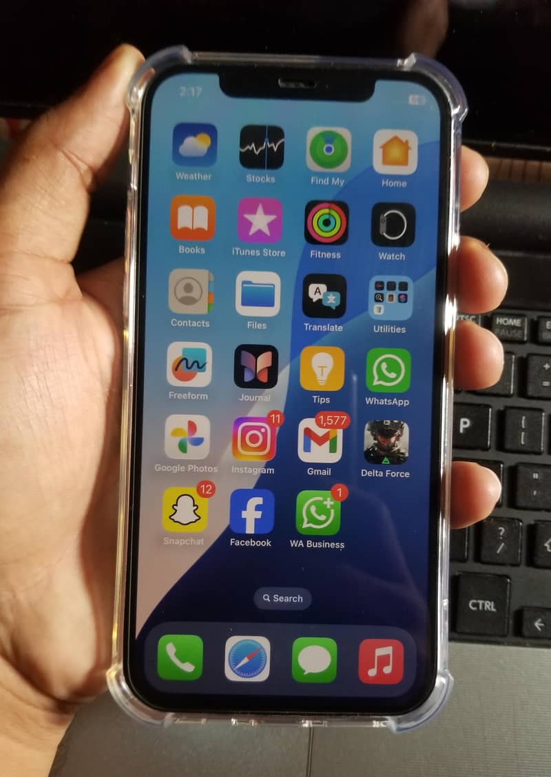 Apple iPhone 12 2