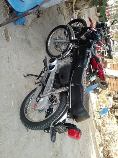 United 125 – 2022 Model | islamabad Number | Excellent Condition