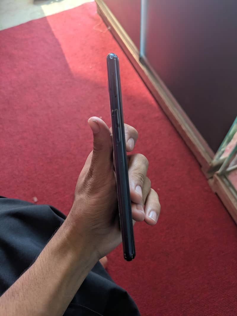 OPPO A3s 1