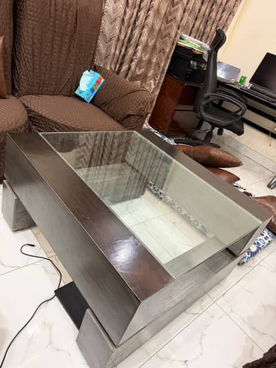 Modern & Wooden Furniture