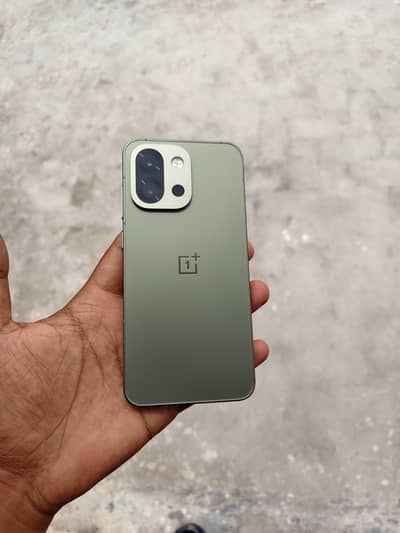 One Plus 13s just box open 10/10 lush pta approved 12/512gb