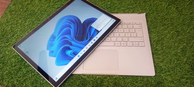 Microsoft Surface Book 2 | Core i5 8th Gen | 4K | 8GB | 256GB NVMe 