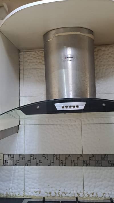 Kitchen Chimini / Wall Fans / Wall Lights for sale /