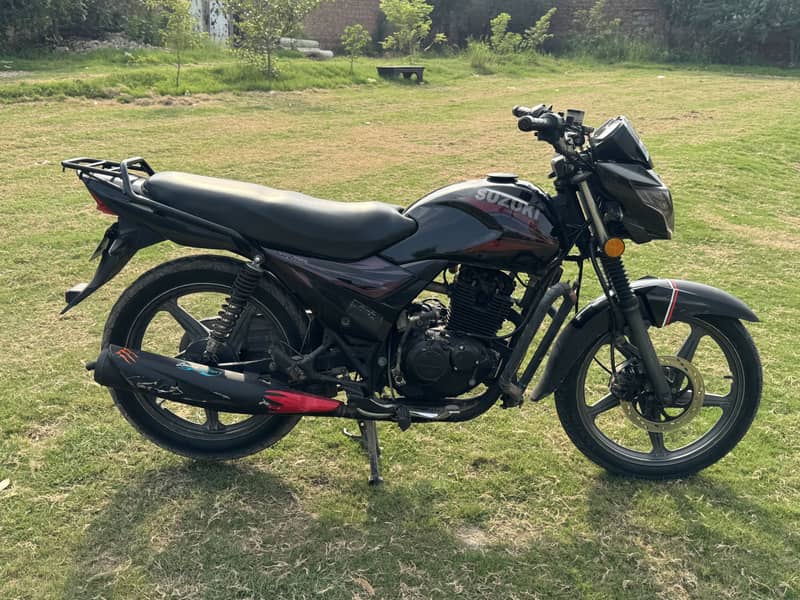 Suzuki GR 150 3