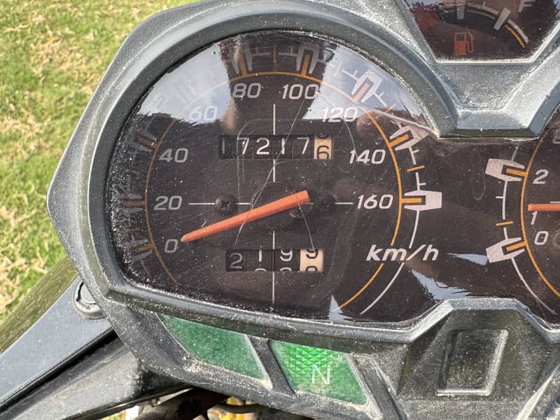 Suzuki GR 150 4