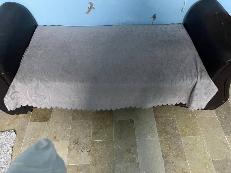 sofa for sell 2