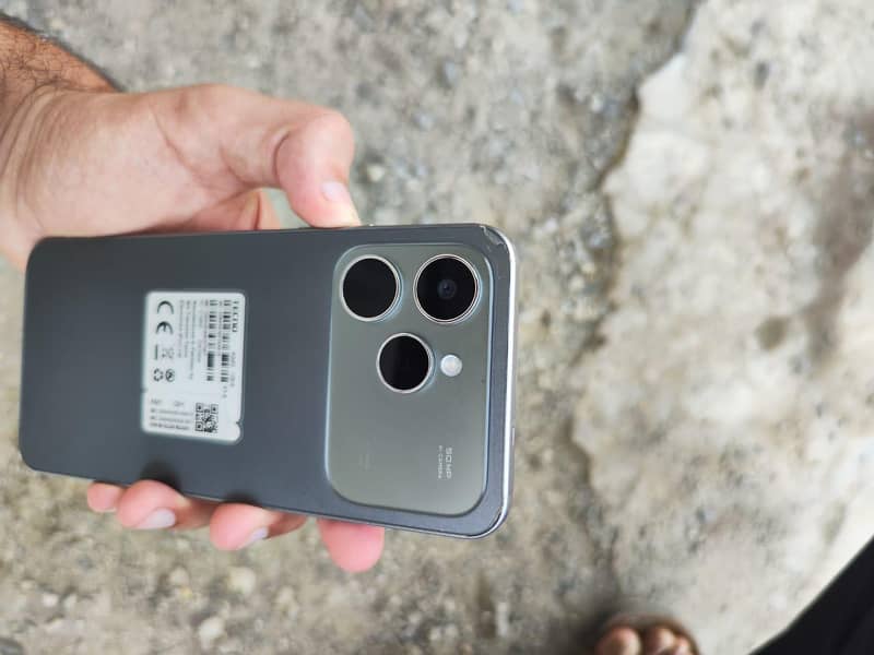 Tecno Spark 40 1
