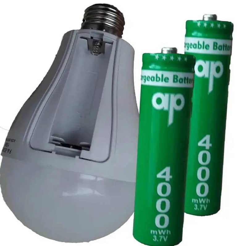 Rechargeable bulb 2