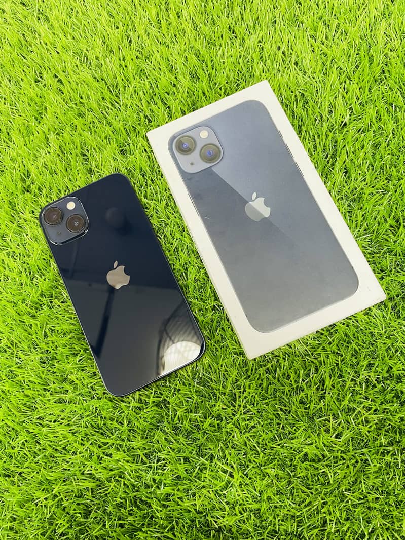 Apple iPhone 13 1