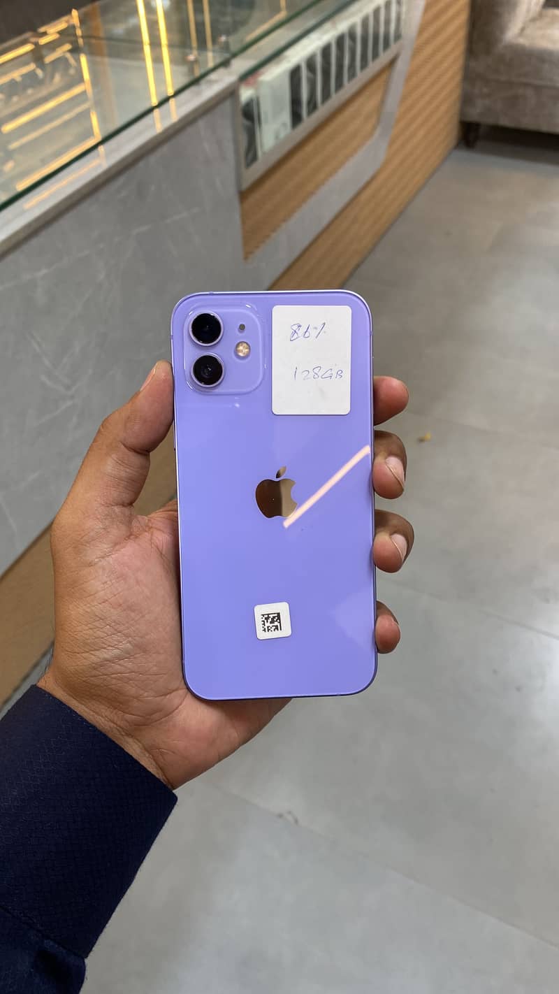 Apple iPhone 12 1