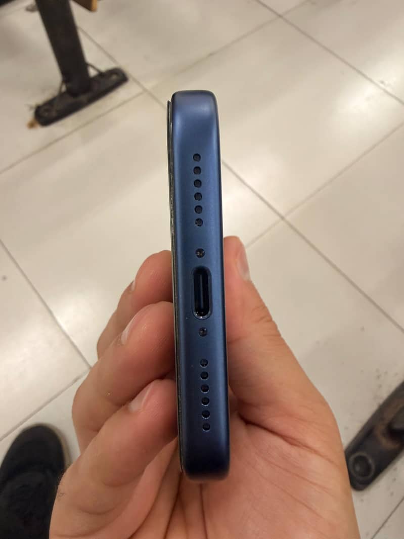 Apple iPhone 17 Pro Max 5