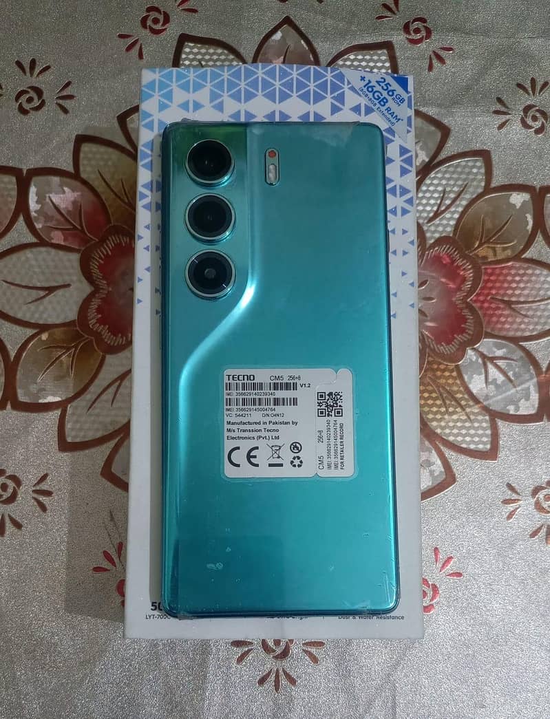 Tecno CAMON 40 0
